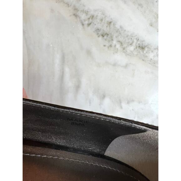 Tahari Classic Black patent leather Heels 8.5 - Picture 10 of 10